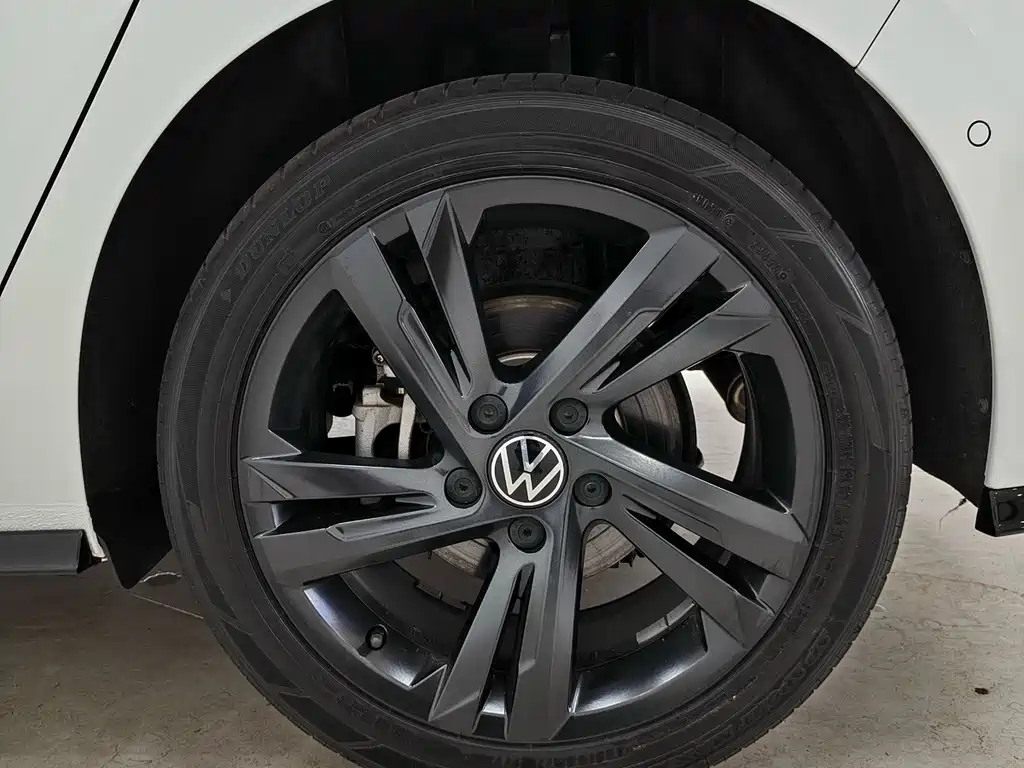 Volkswagen Golf — миниатюра 16