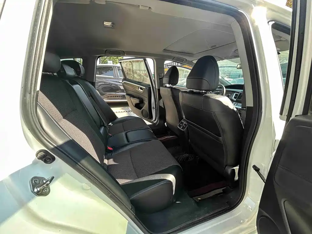 Honda Jade — миниатюра 9