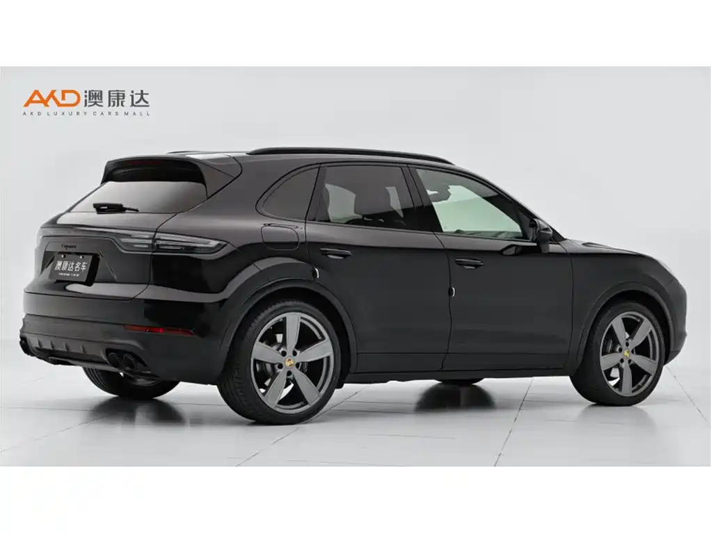 Porsche Cayenne — миниатюра 3