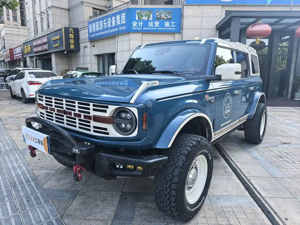 Ford Bronco