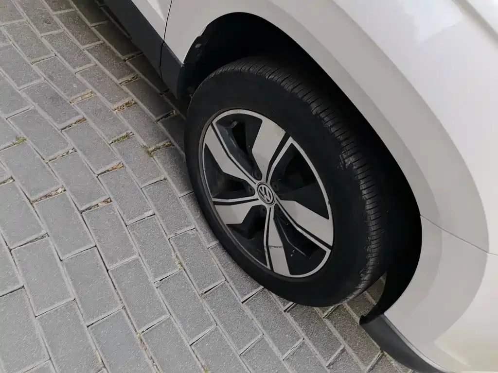 Volkswagen Tharu — миниатюра 9
