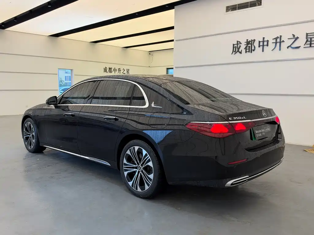 Mercedes-Benz E-Class New Energy — миниатюра 5
