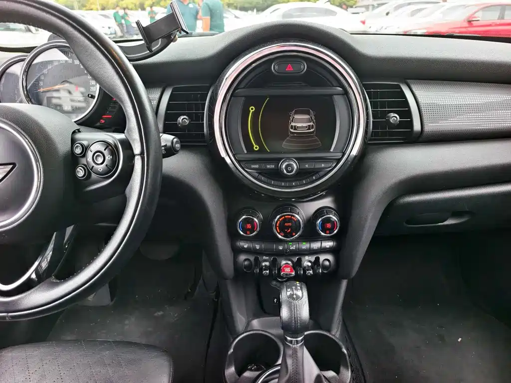 MINI Mini — миниатюра 8