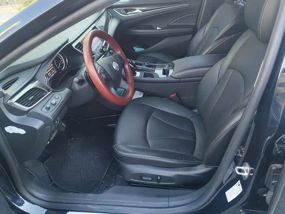 Buick LaCrosse — миниатюра 9