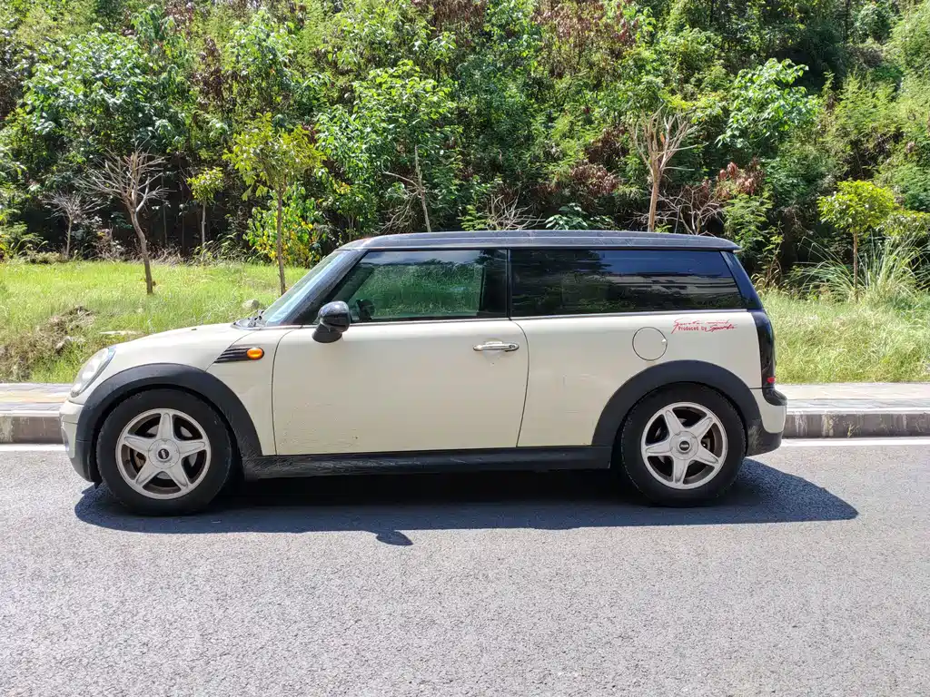 MINI Mini Clubman — миниатюра 3
