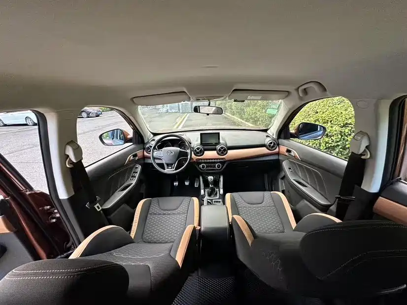 BAIC Senova X35 — миниатюра 13
