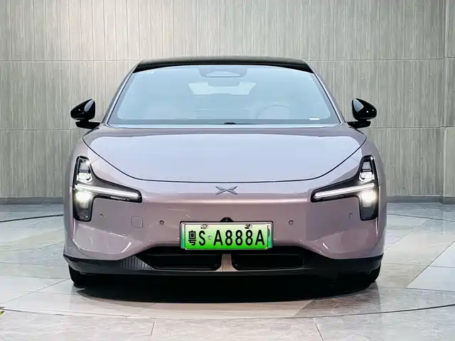 2025 Xpeng Mona M03