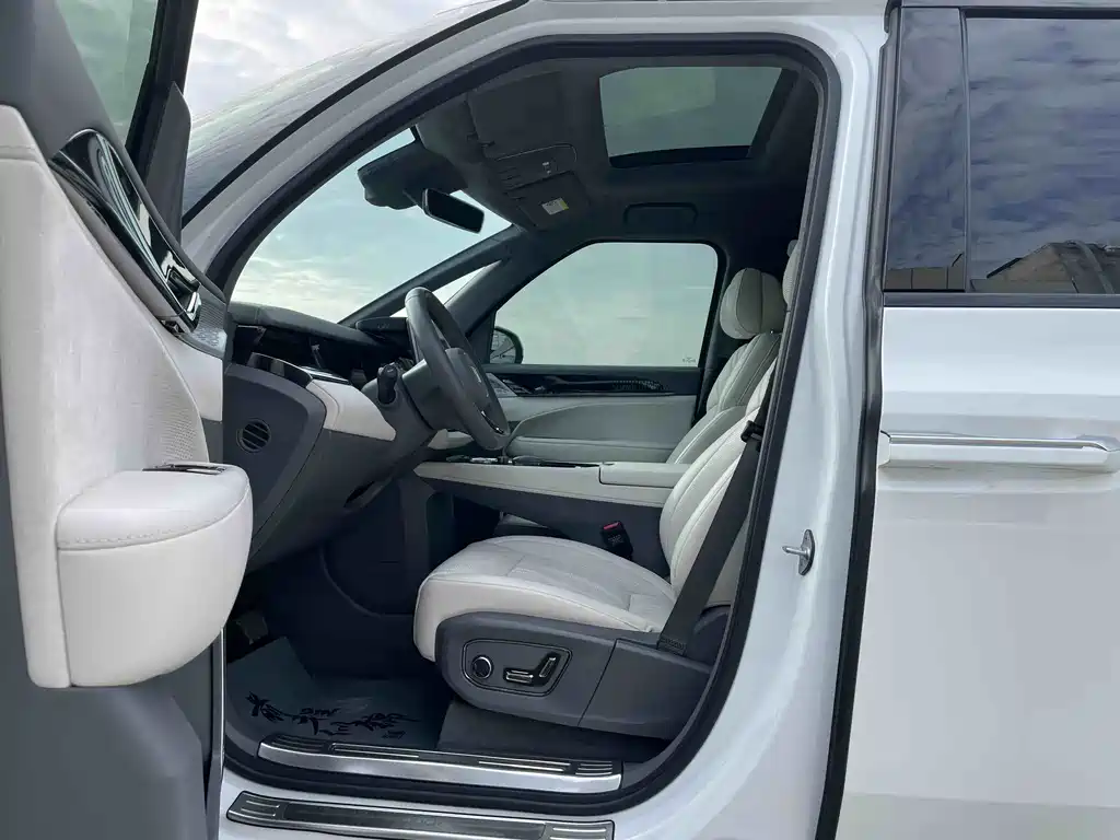 ZEEKR EXTREME KRYPTON 009