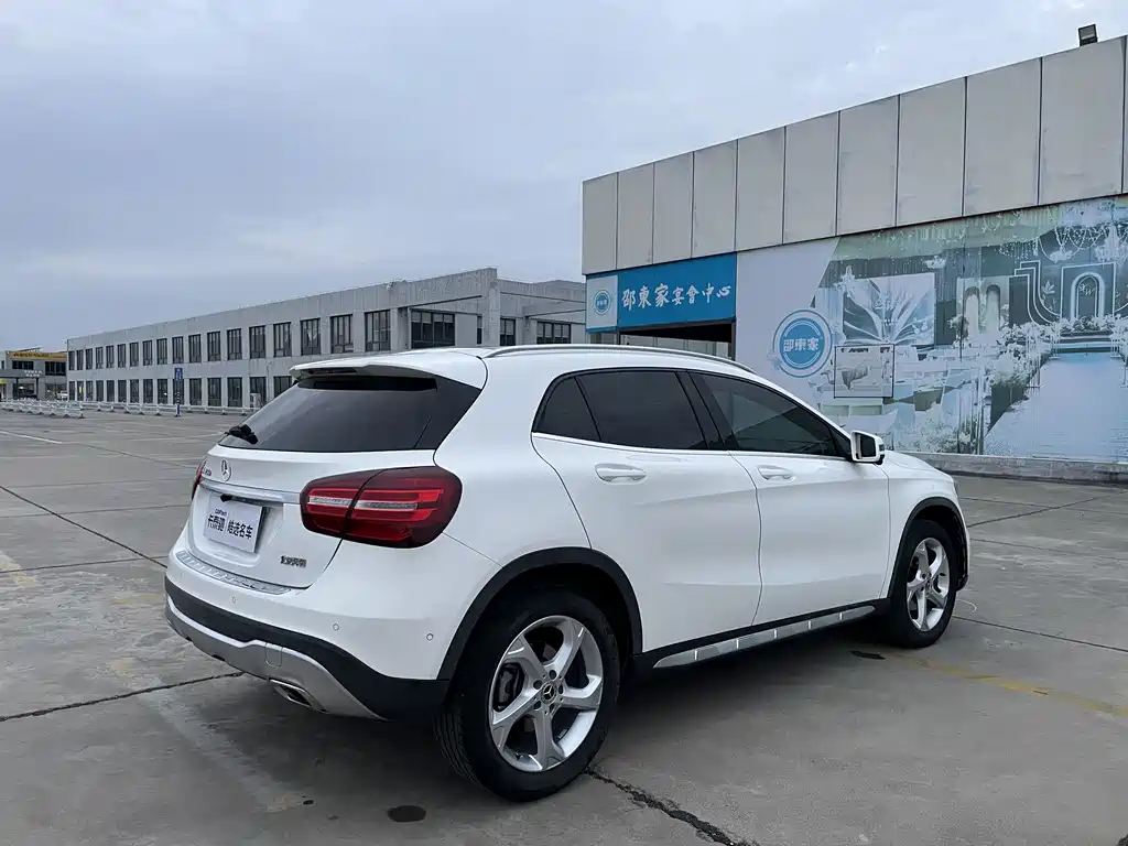 Mercedes-Benz GLA 2019 GLA 200