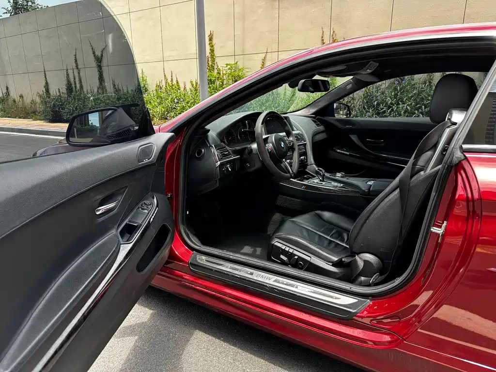 BMW 6 Series 6 2012 640i