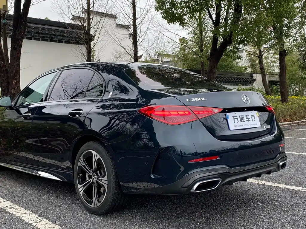 MERCEDES-BENZ C CLASS