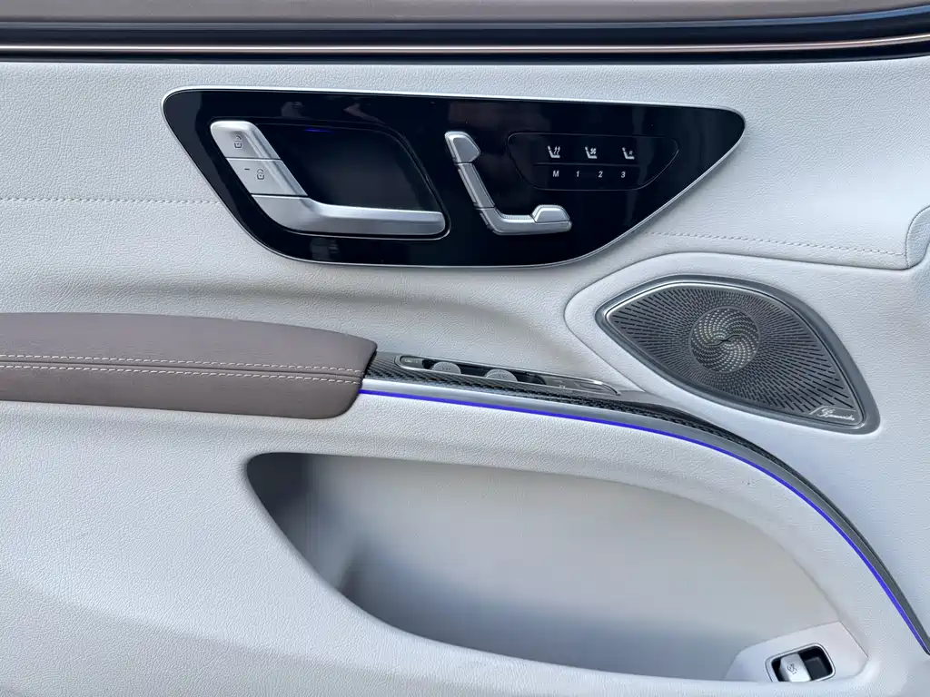 MERCEDES-BENZ EQS AMG