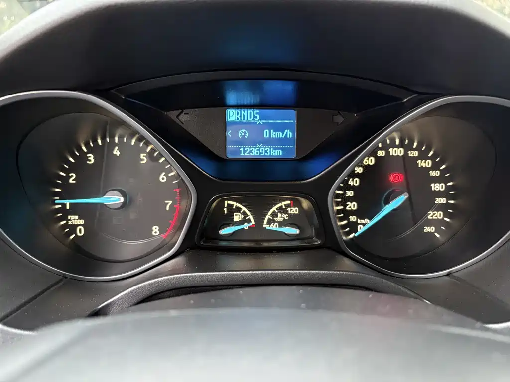 Ford Focus — миниатюра 8