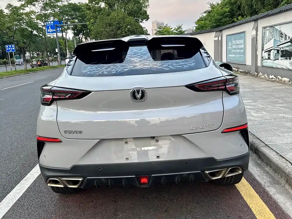 CHANGAN  UNI T