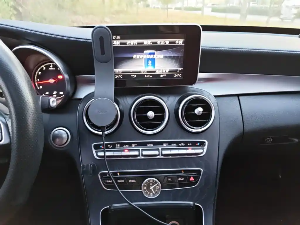 Mercedes-Benz C-Class — миниатюра 13