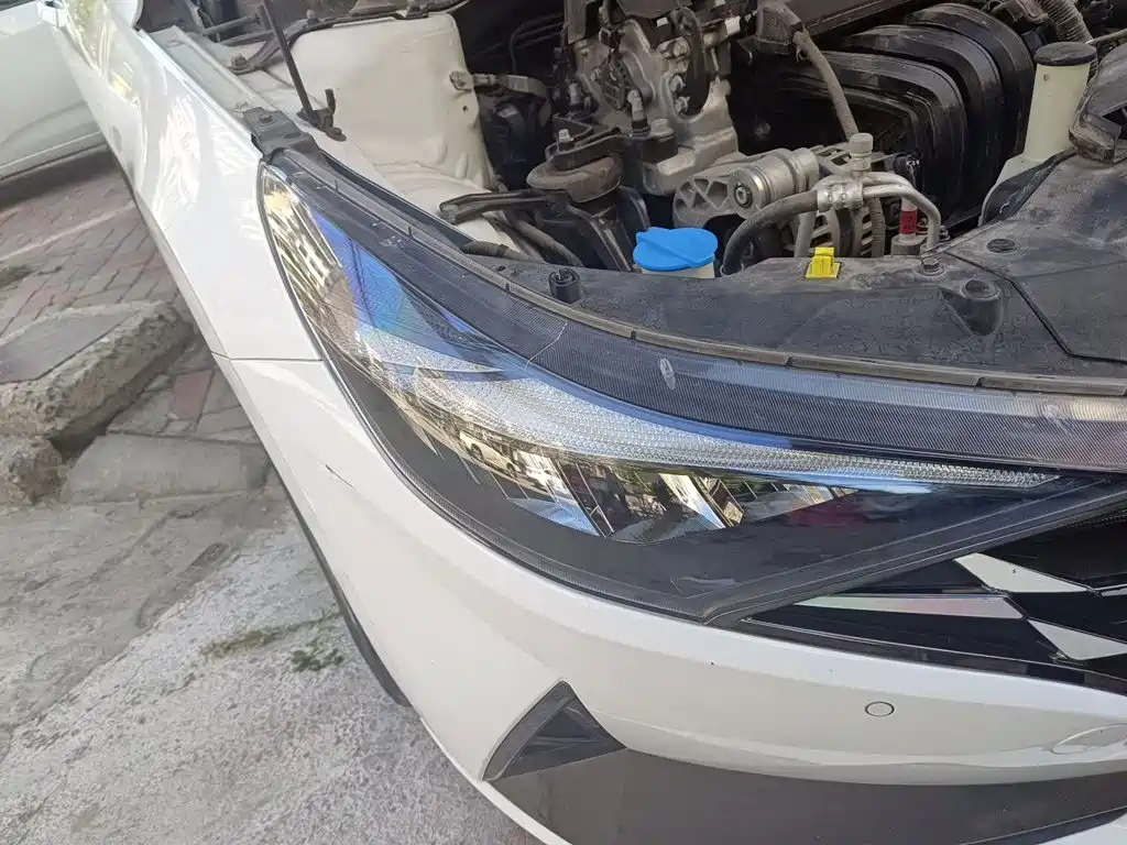 Hyundai Elantra — миниатюра 7