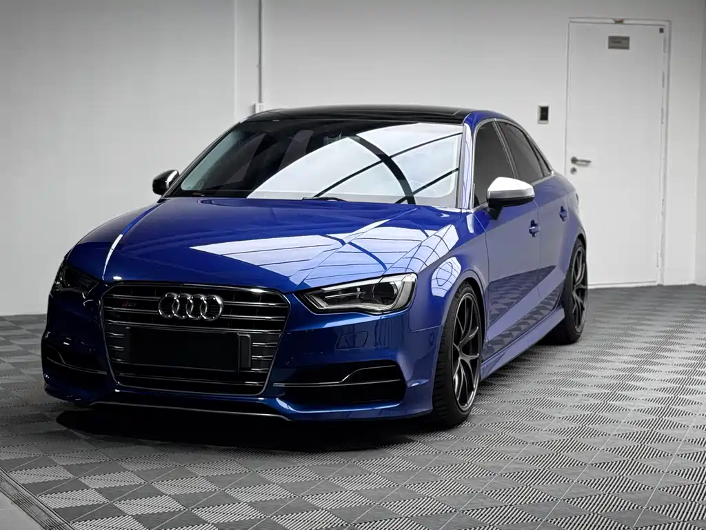 AUDI S3