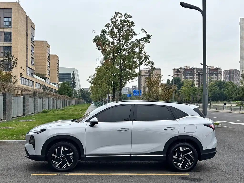 Wuling Xingguang S — миниатюра 15
