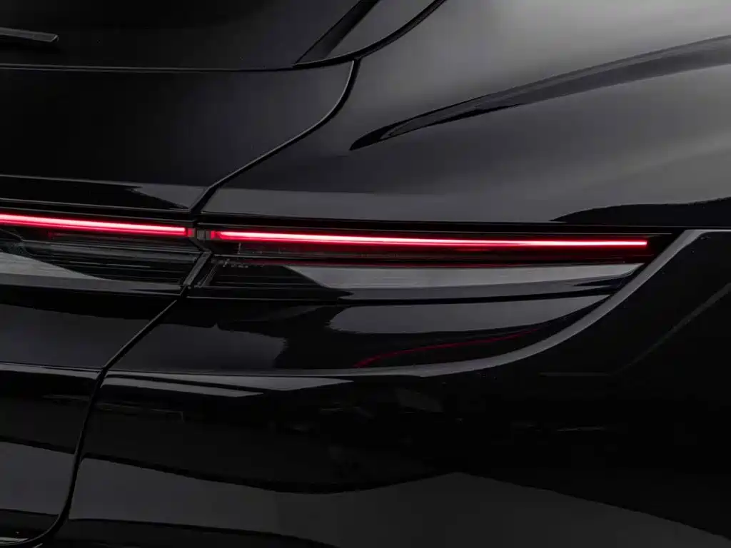 Porsche Taycan — миниатюра 14