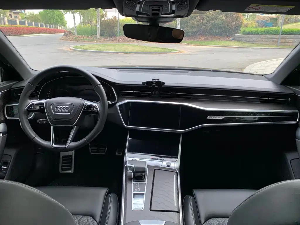 Audi A6L 2025 45 TFSI quattro