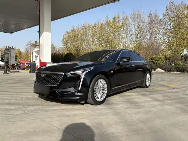 CADILLAC CT6