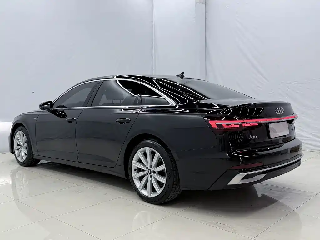 Audi A6L — миниатюра 12