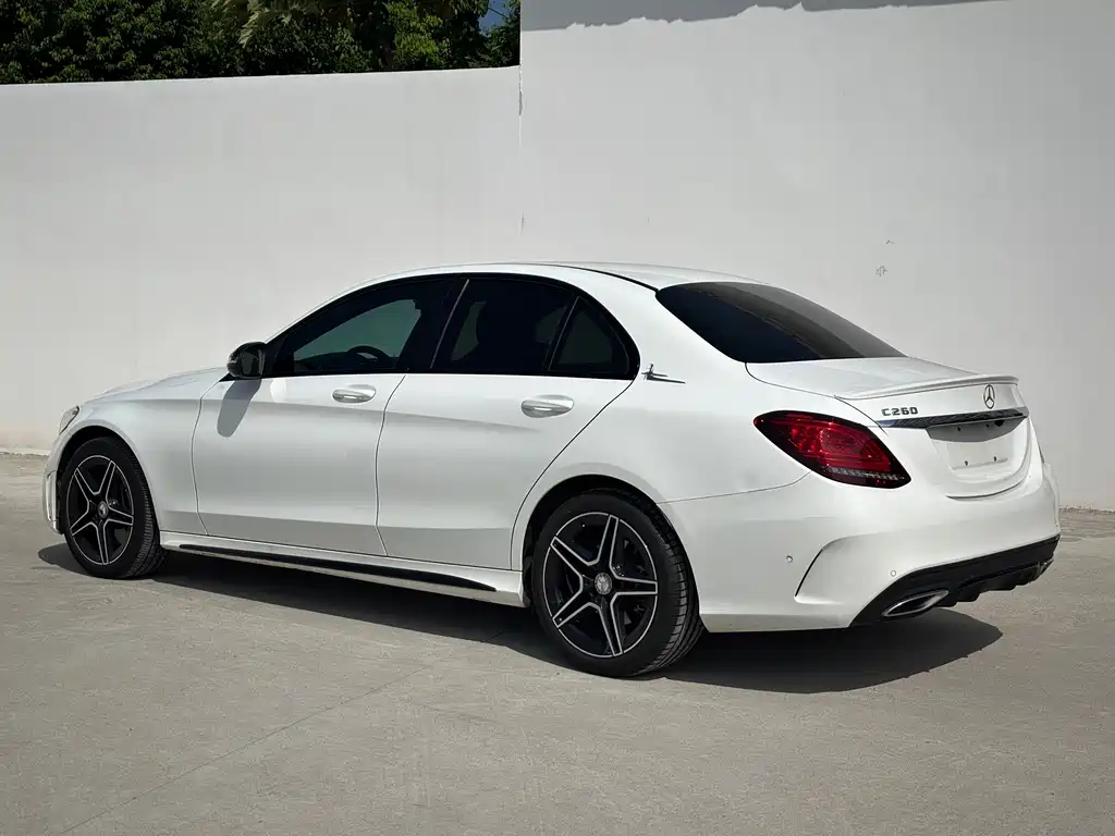 Mercedes-Benz C-Class — миниатюра 18
