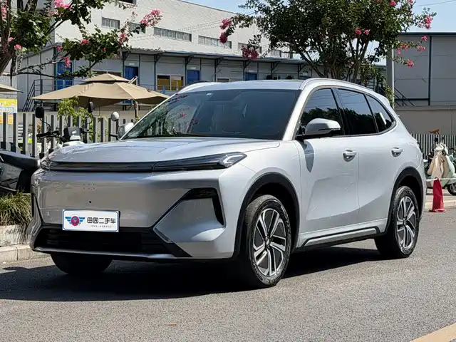2025 Geely Galaxy Starship 7