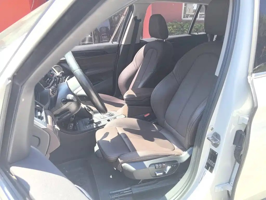 BMW X1 2021 sDrive25Li Lead