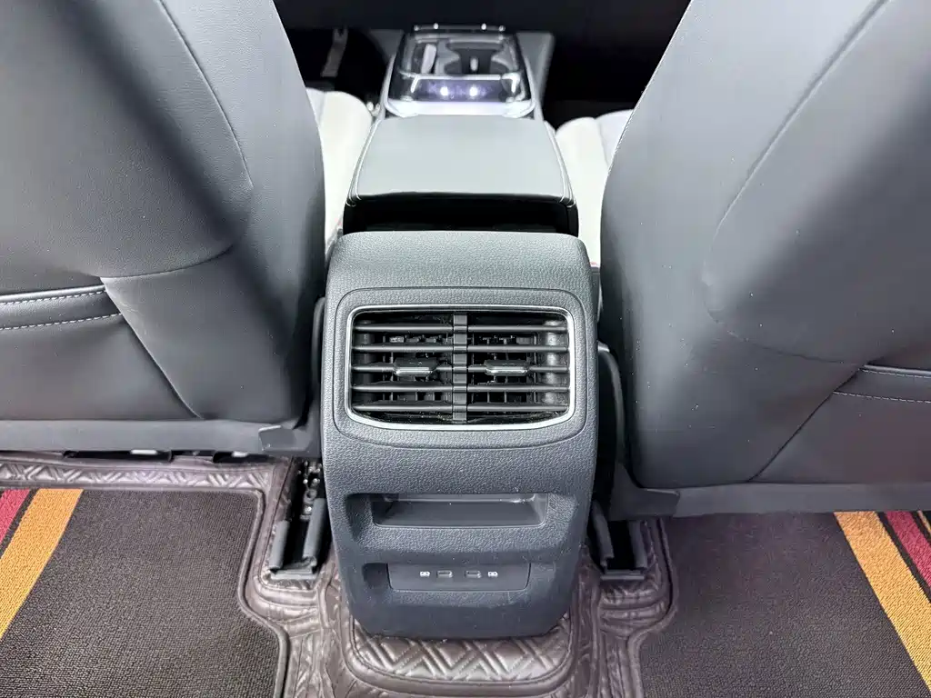 Volkswagen ID.4 Crozz — миниатюра 11