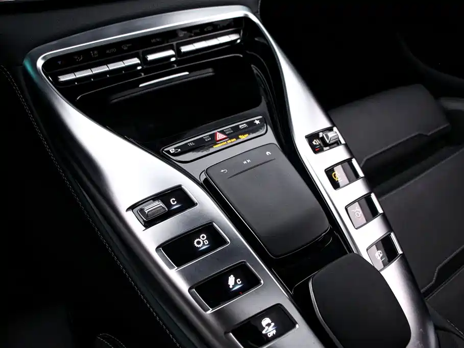 MERCEDES-BENZ AMG GT