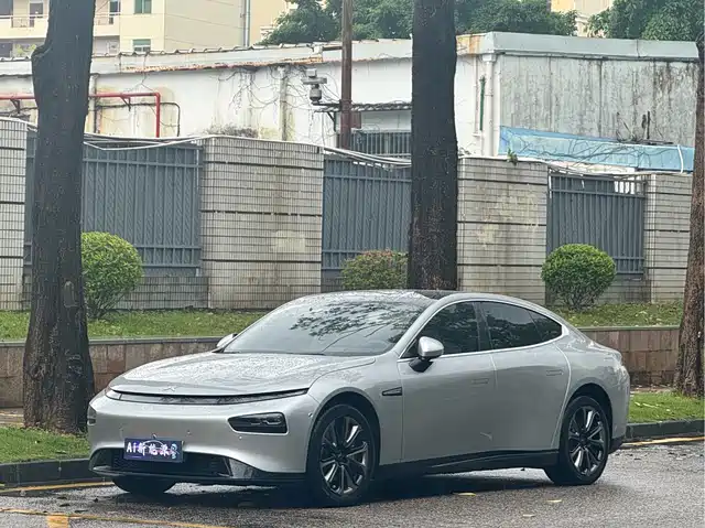 2021 Xpeng P7