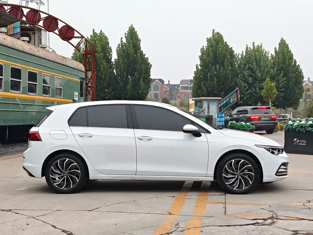 Volkswagen Golf — миниатюра 16