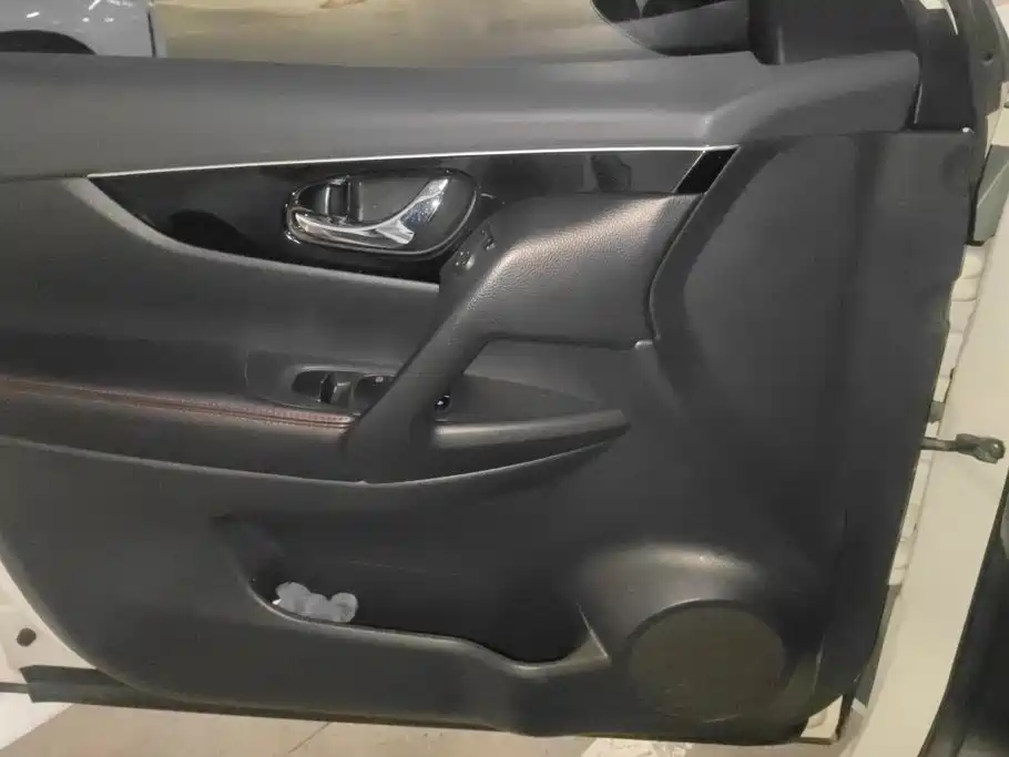 Nissan Qashqai — миниатюра 7