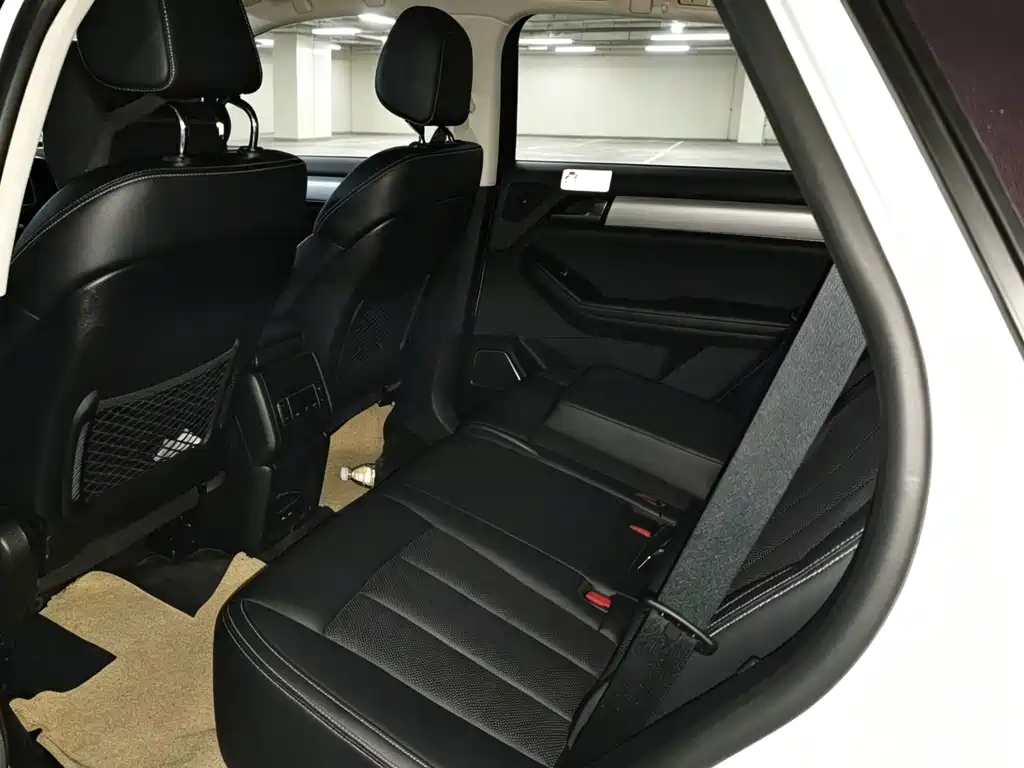 BYD Tang — миниатюра 8
