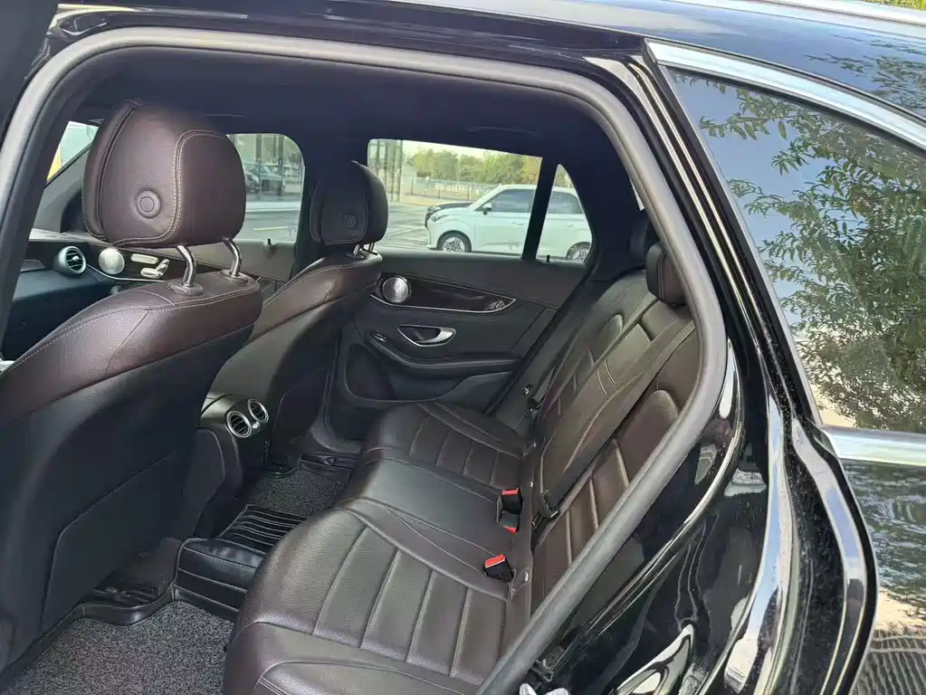 Mercedes-Benz GLC — миниатюра 5