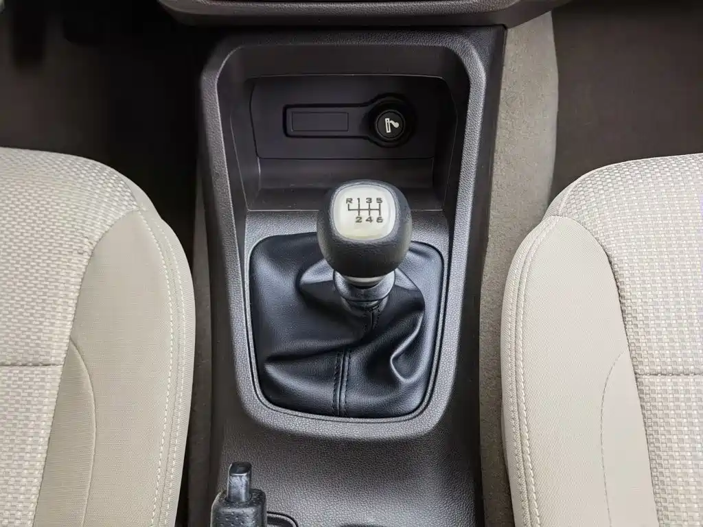 Wuling Hongguang — миниатюра 13