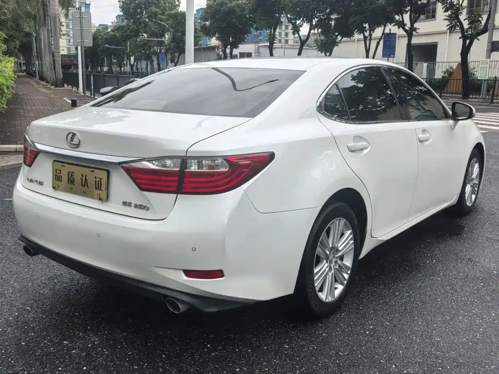 Lexus ES 2014 250 Comfort