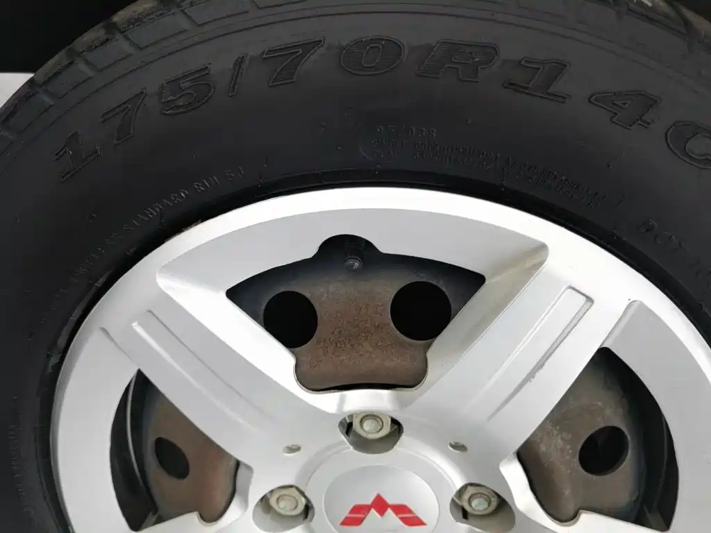 Wuling Hongguang — миниатюра 24