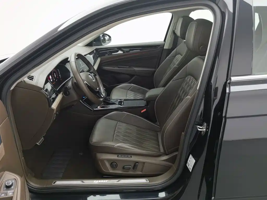 Volkswagen Passat — миниатюра 10