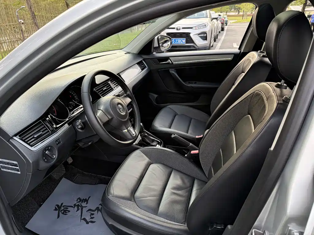 Volkswagen Bora — миниатюра 9