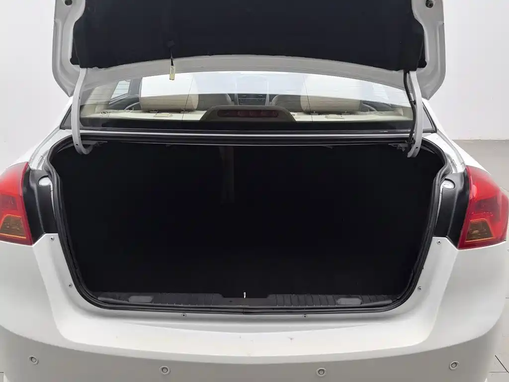 Buick Excelle — миниатюра 16