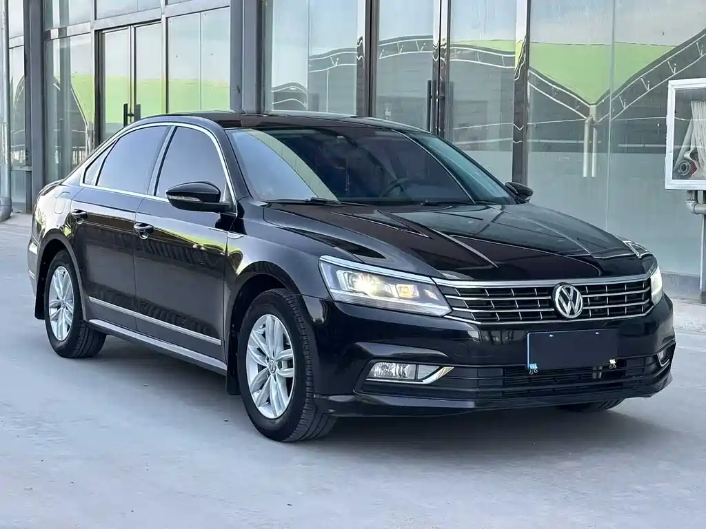 Volkswagen Passat 2016 330TSI DSG
