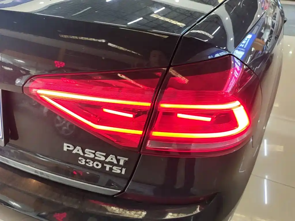 Volkswagen Passat 2016 330TSI DSG