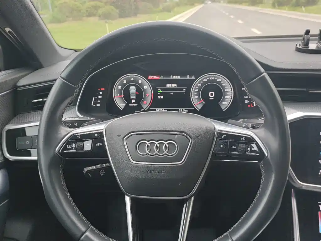 Audi A6L — миниатюра 10
