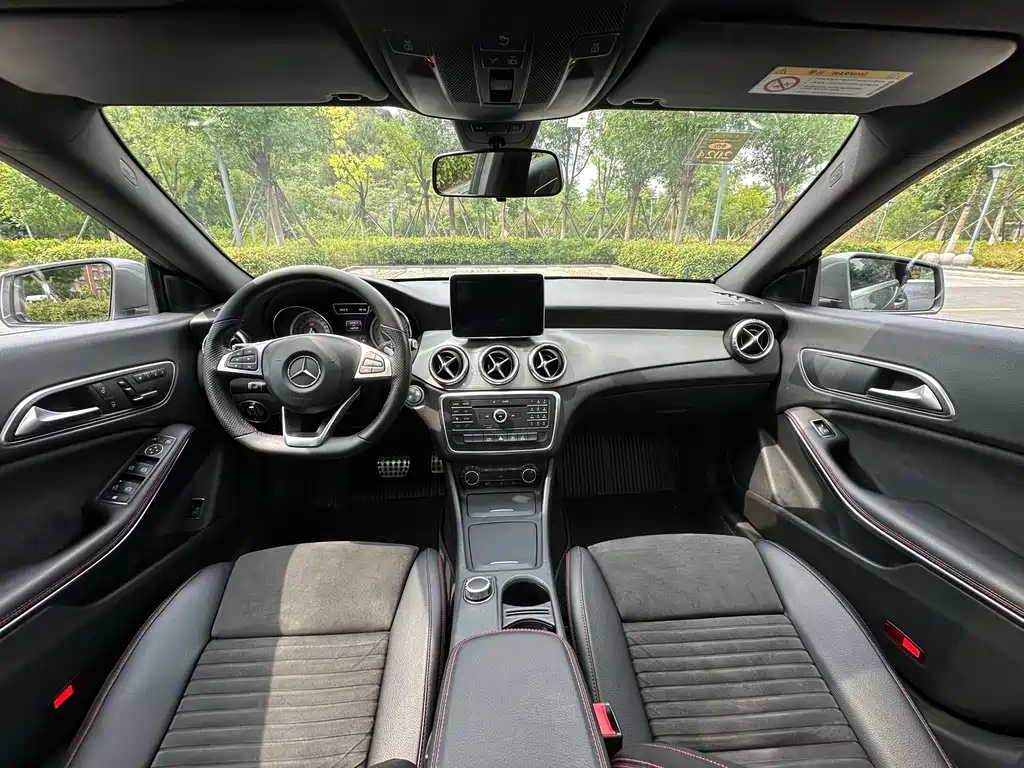 Mercedes-Benz CLA 2015 CLA 220 4MATIC