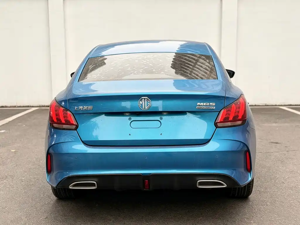 MG MG5 — миниатюра 10