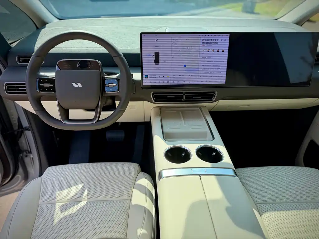Li Auto Li MEGA — миниатюра 5