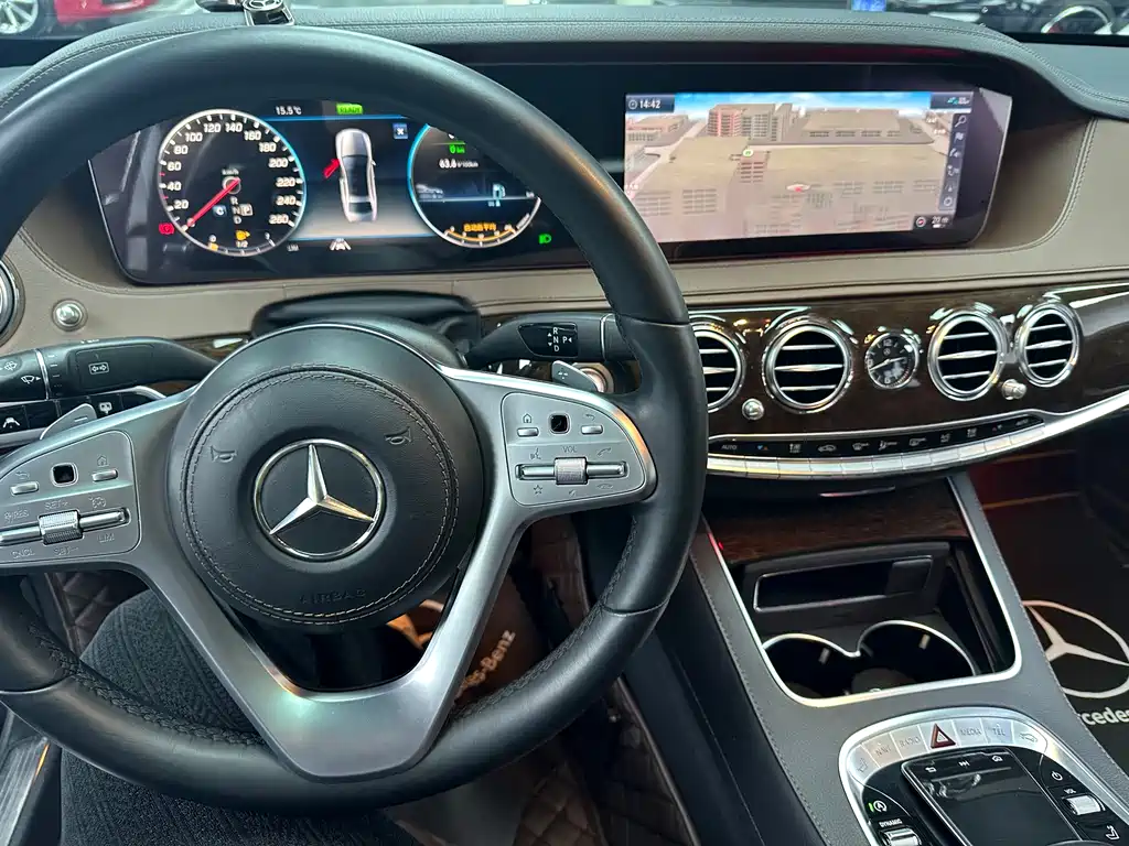 MERCEDES-BENZ S CLASS