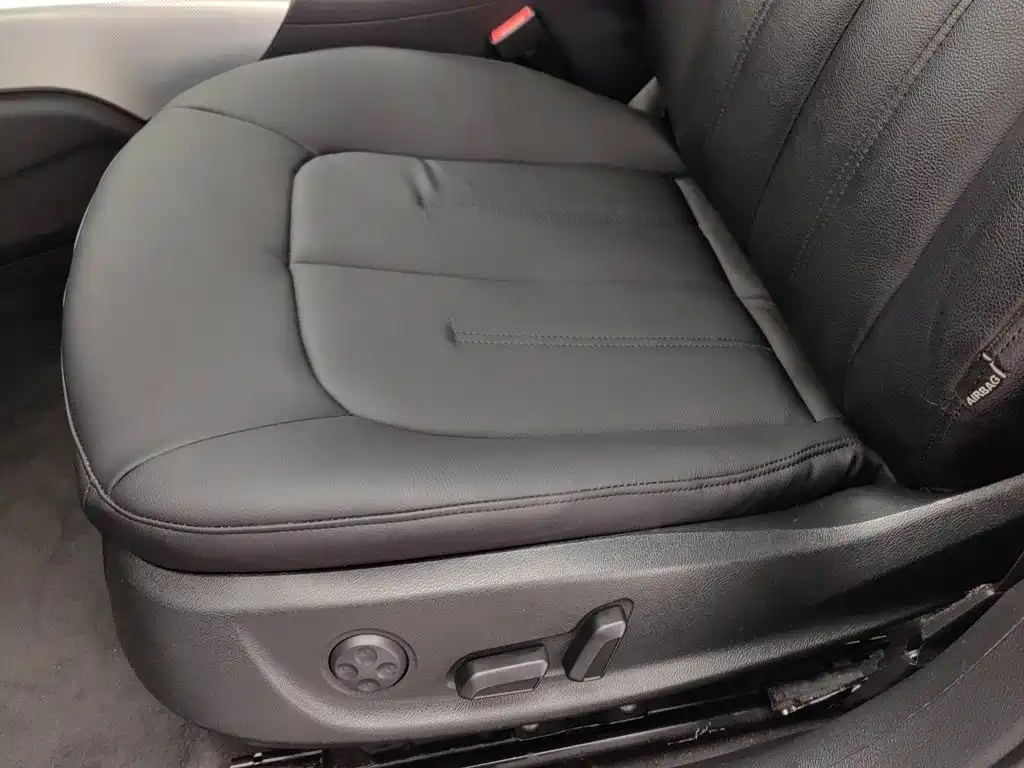 Audi A6L — миниатюра 20